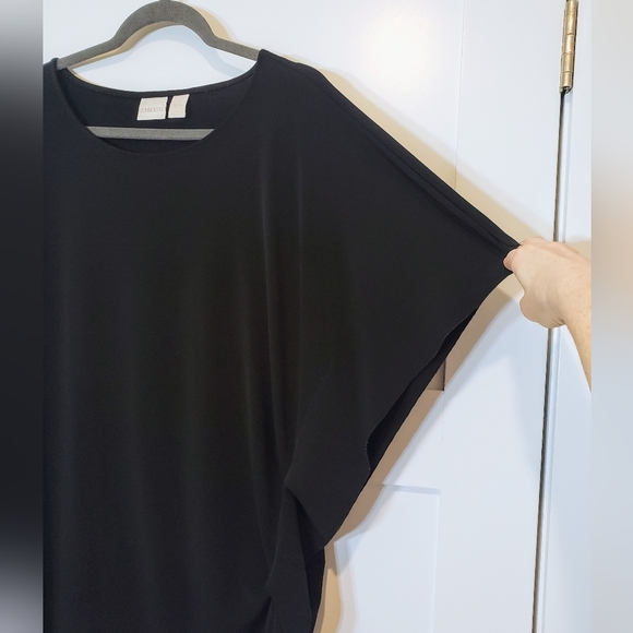 Chico's Side Ruched Black Stretch Tunic Short Sleeve Asymetrical Raw Hem Size 2 - Picture 6 of 13